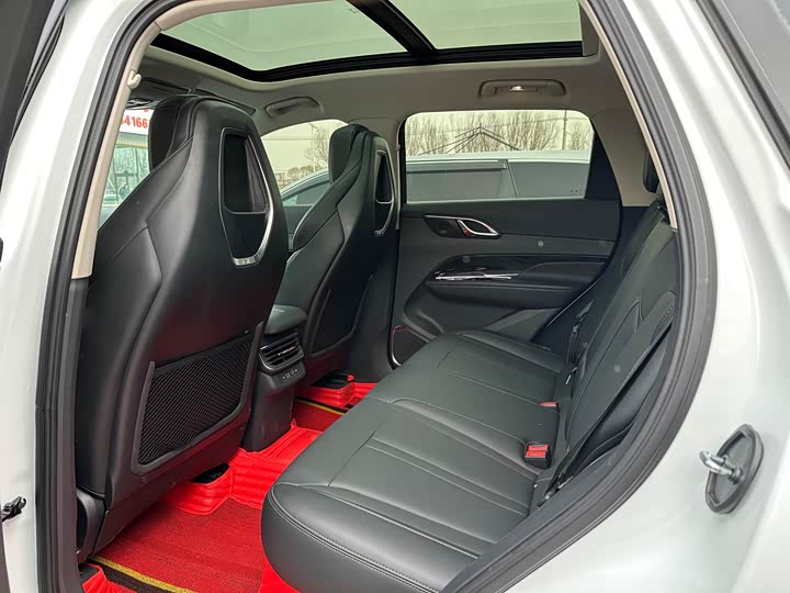 Фото 5 - Hongqi HS3 Hybrid