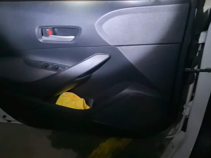 Фото 7 - Toyota Corolla