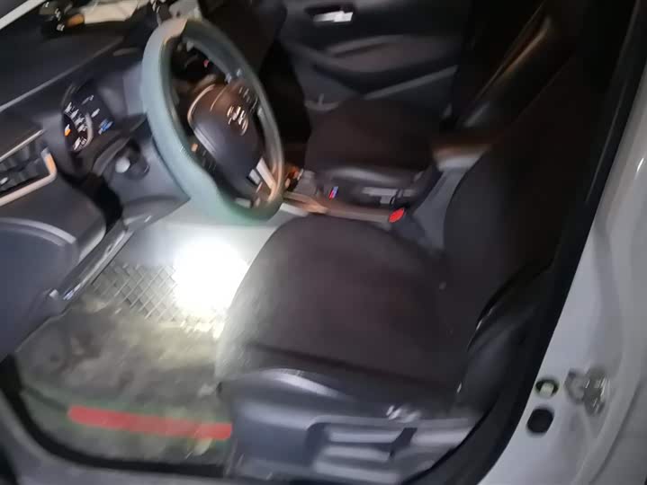 Фото 9 - Toyota Corolla