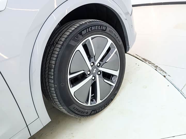 Фото 8 - LiXiang L7