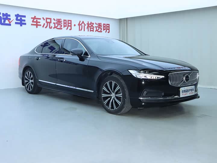 Фото 2 - Volvo S90
