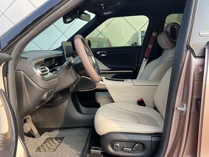 Фото 8 - Smart #1