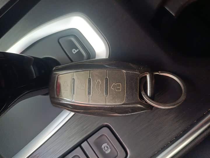 Фото 9 - Haval H6