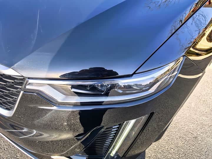 Фото 5 - Cadillac XT6