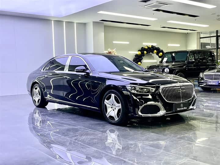 Фото 7 - Mercedes-Benz Maybach S-Class
