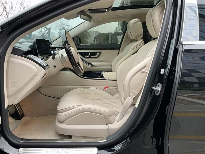 Фото 8 - Mercedes-Benz Maybach S-Class