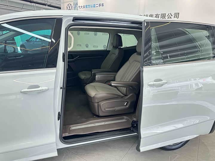 Фото 8 - Volkswagen Viloran