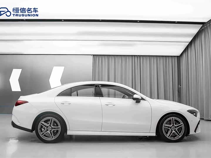 Фото 4 - Mercedes-Benz CLA-Class