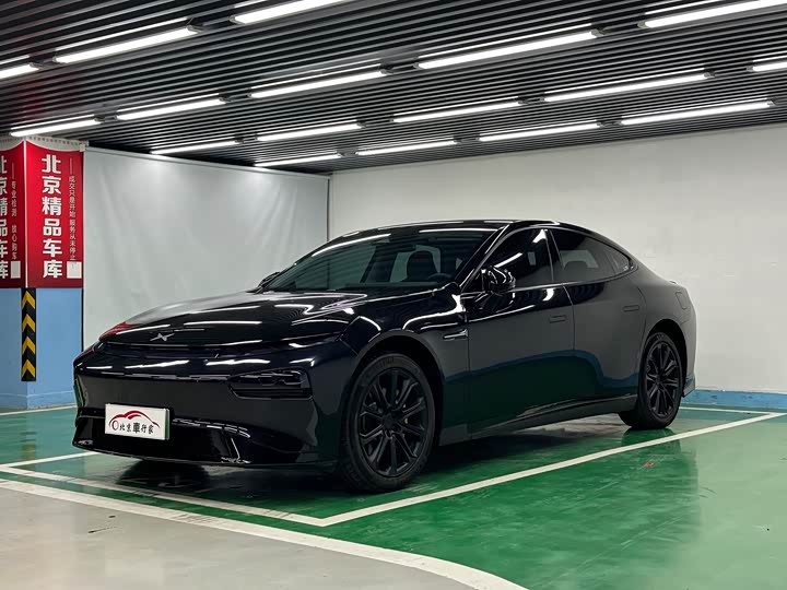 Фото 1 - XPeng P7