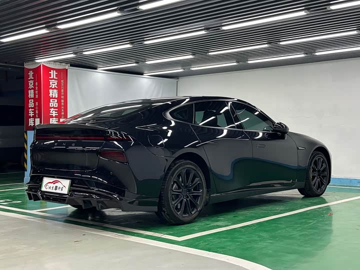 Фото 5 - XPeng P7