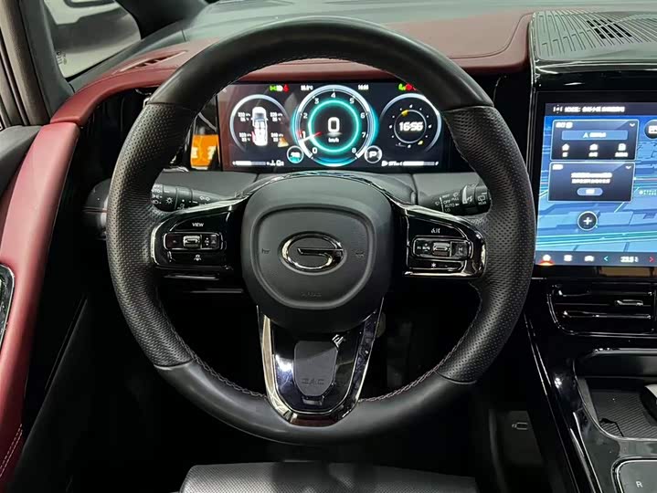 Фото 7 - GAC Trumpchi M8