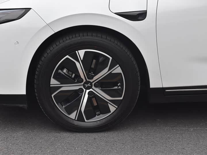 Фото 7 - XPeng P5