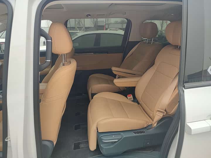 Фото 5 - GAC Trumpchi E8