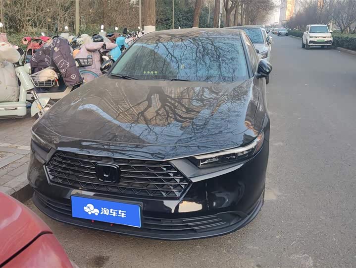 Фото 2 - Honda Accord