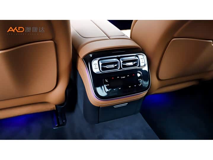 Фото 9 - Mercedes-Benz S-Class