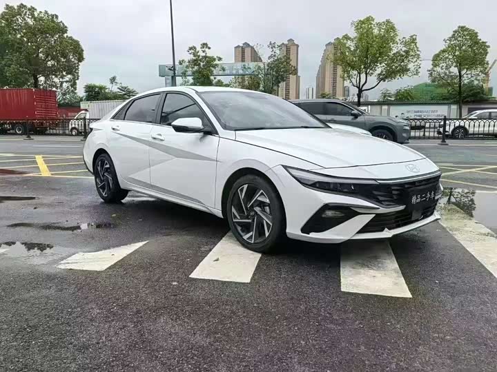 Фото 3 - Hyundai Elantra N line