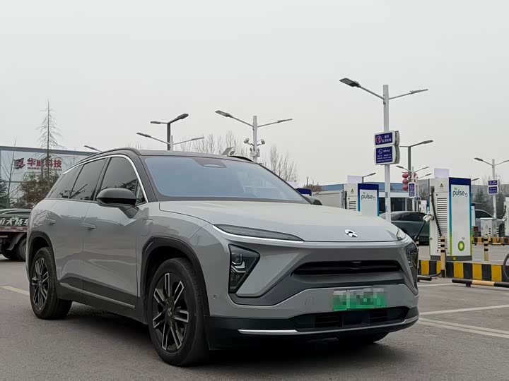 Фото 3 - Nio ES6