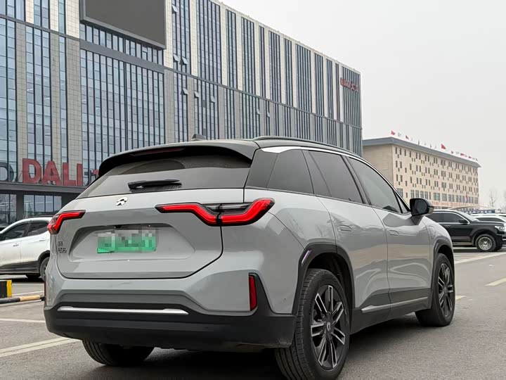 Фото 6 - Nio ES6