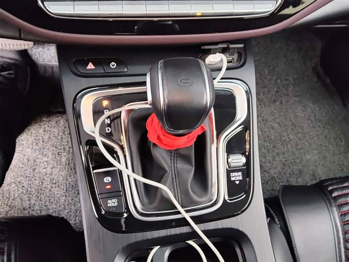 Фото 7 - GAC Trumpchi M6