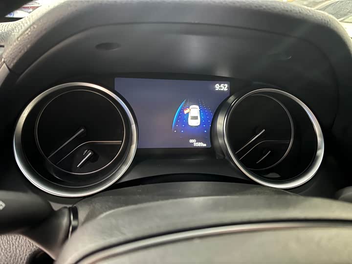 Фото 6 - Toyota Camry