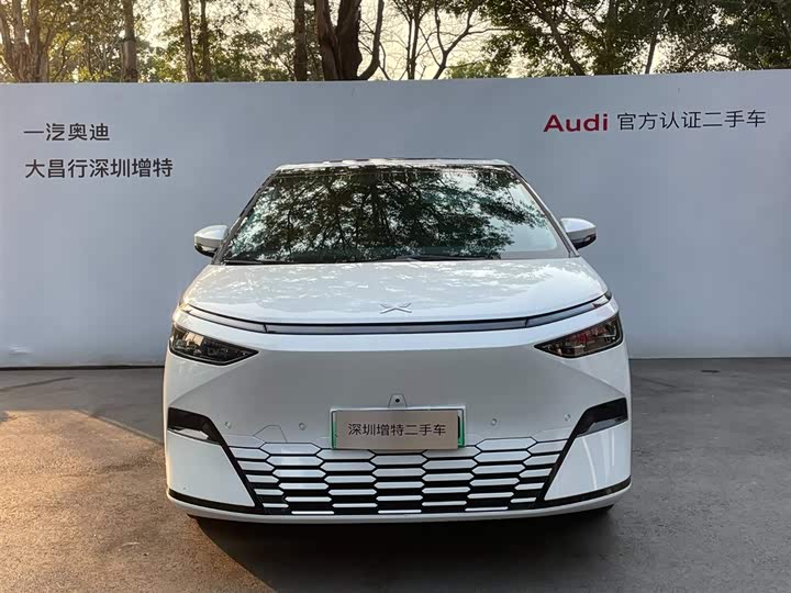 Фото 2 - XPeng X9