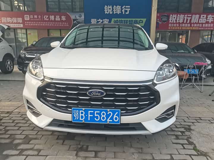 Фото 2 - Ford Escape