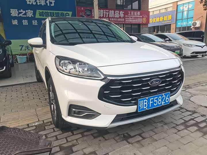 Фото 3 - Ford Escape