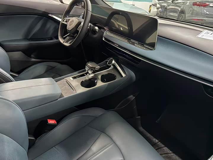 Фото 3 - MG Motor 7