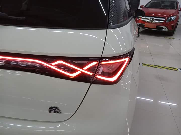 Фото 8 - BYD Dolphin