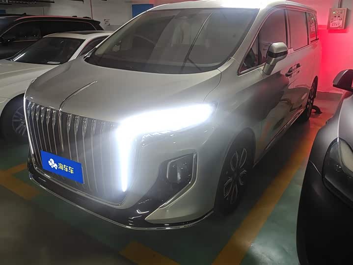 Фото 1 - Hongqi HQ9