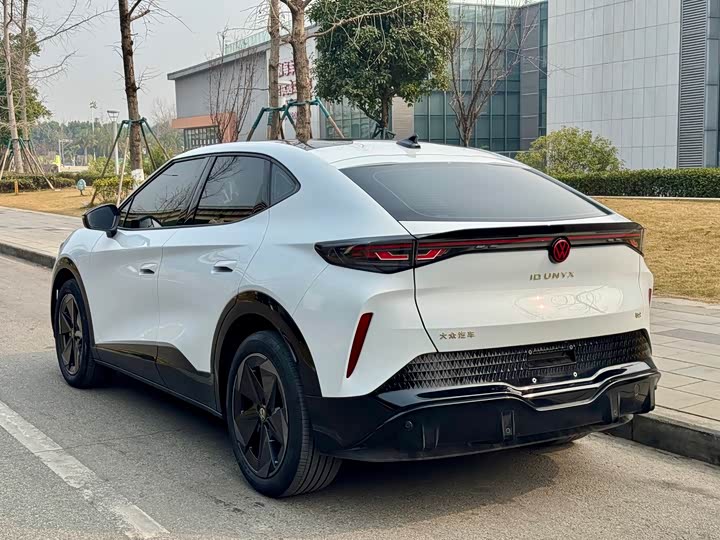 Фото 4 - Volkswagen ID.Unyx