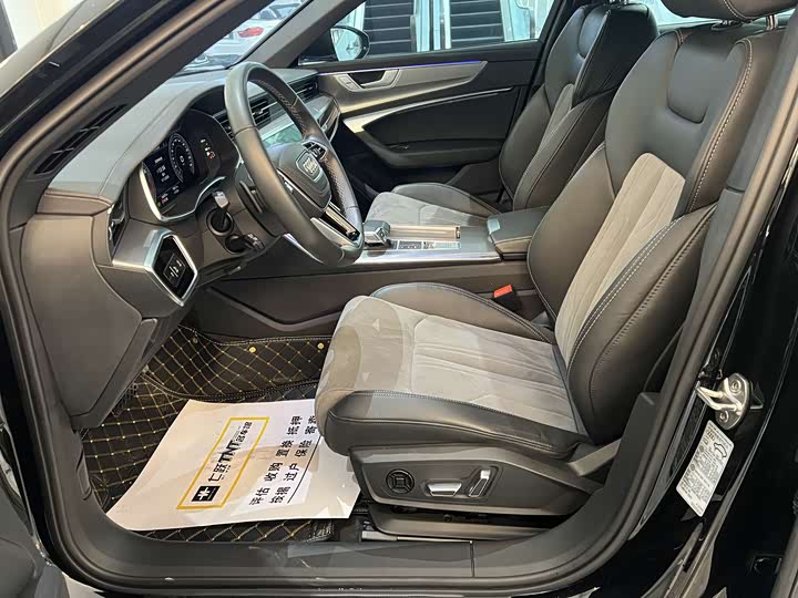 Фото 8 - Audi A6L