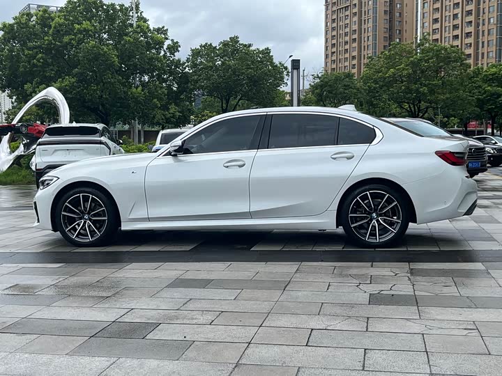 Фото 8 - BMW 3 Series