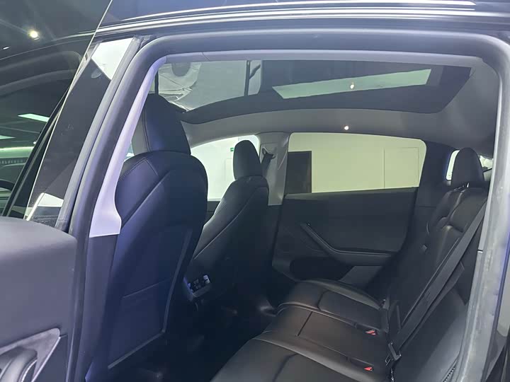 Фото 5 - Tesla Model Y