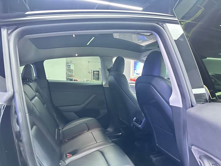 Фото 7 - Tesla Model Y