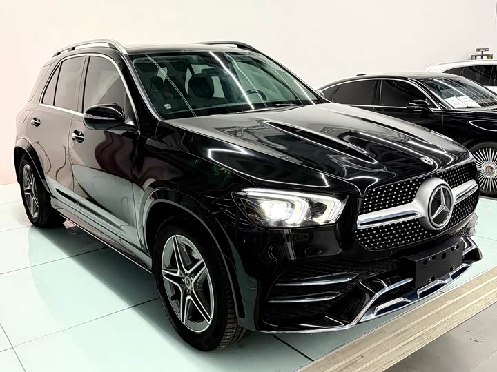 Фото 9 - Mercedes-Benz GLE-Class