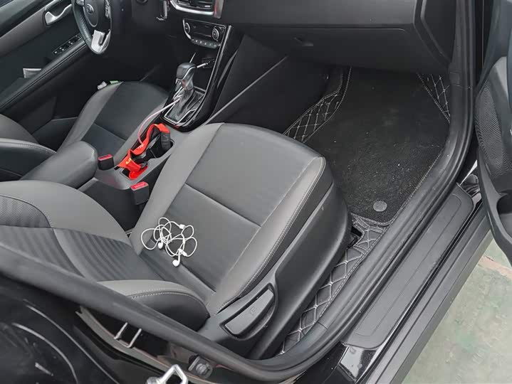 Фото 8 - Kia Sportage GT-line