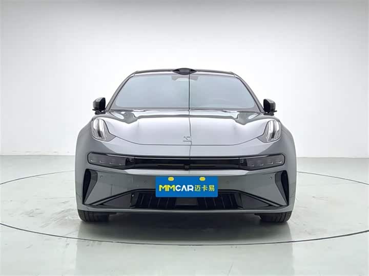 Фото 2 - Zeekr 001