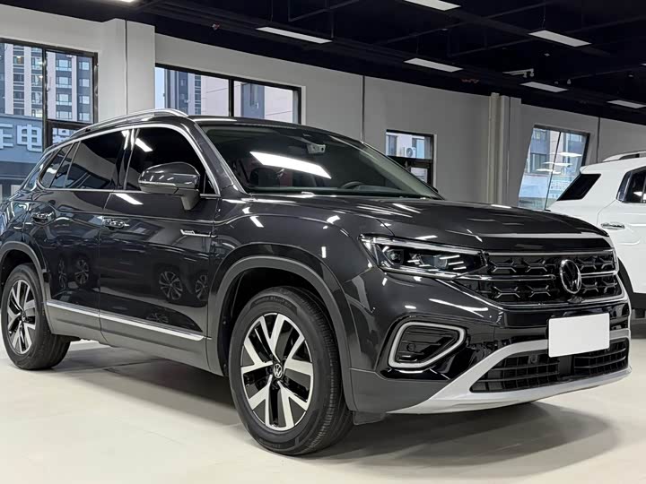 Фото 3 - Volkswagen Tayron