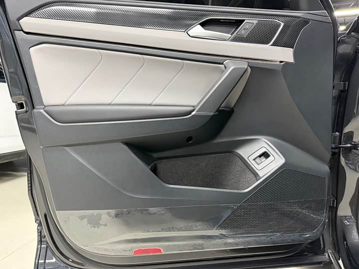 Фото 9 - Volkswagen Tayron