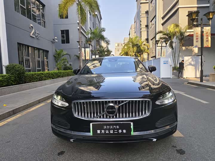 Фото 2 - Volvo S90 Hybrid