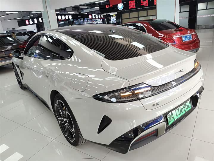 Фото 5 - Xiaomi SU7