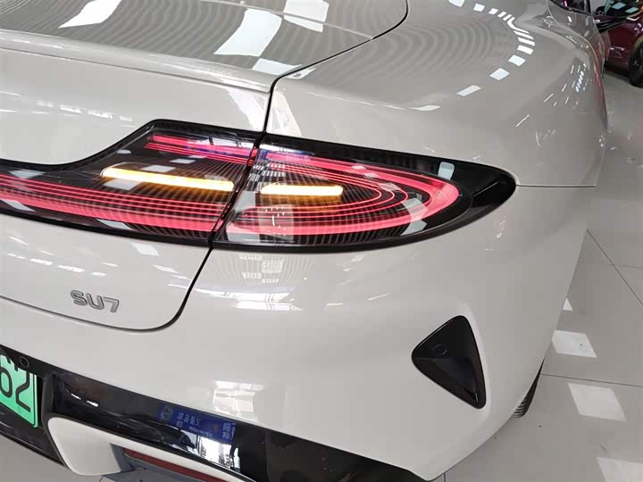 Фото 8 - Xiaomi SU7