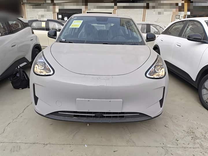 Фото 3 - Geely Galaxy Geome