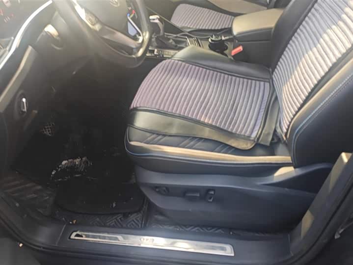 Фото 9 - Volkswagen Tayron GTE Hybrid