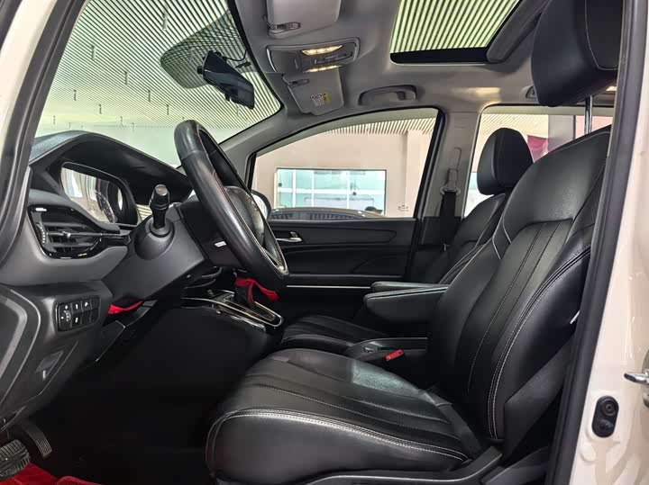 Фото 5 - GAC Trumpchi M6