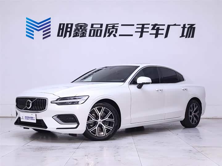 Фото 2 - Volvo S60