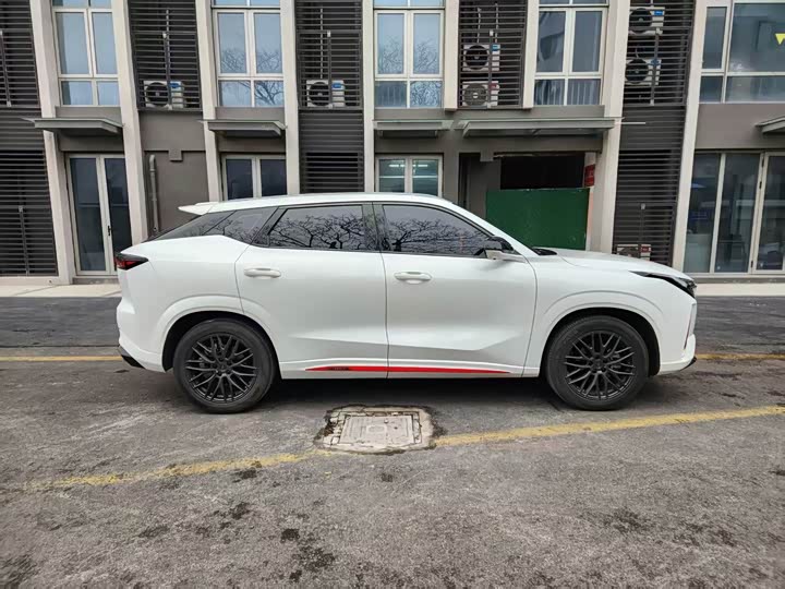 Фото 4 - Changan Oshan Z6