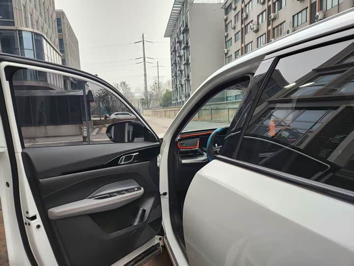 Фото 8 - Changan Oshan Z6