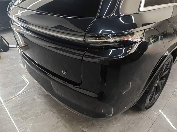 Фото 8 - LiXiang L8